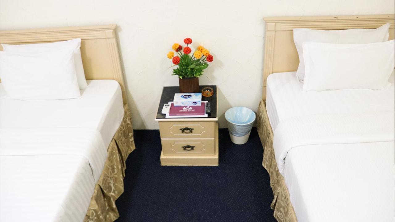 Al Farhan Hotel Suites Ar Riyad Esterno foto