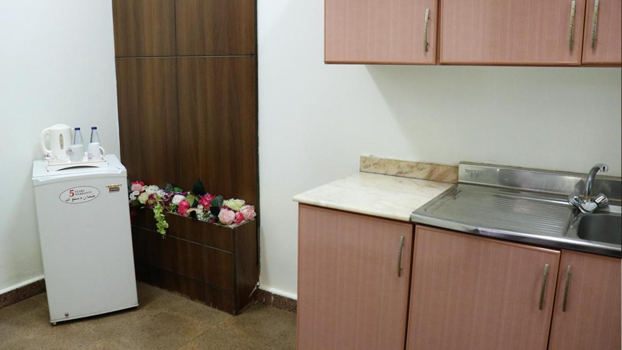 Al Farhan Hotel Suites Ar Riyad Esterno foto