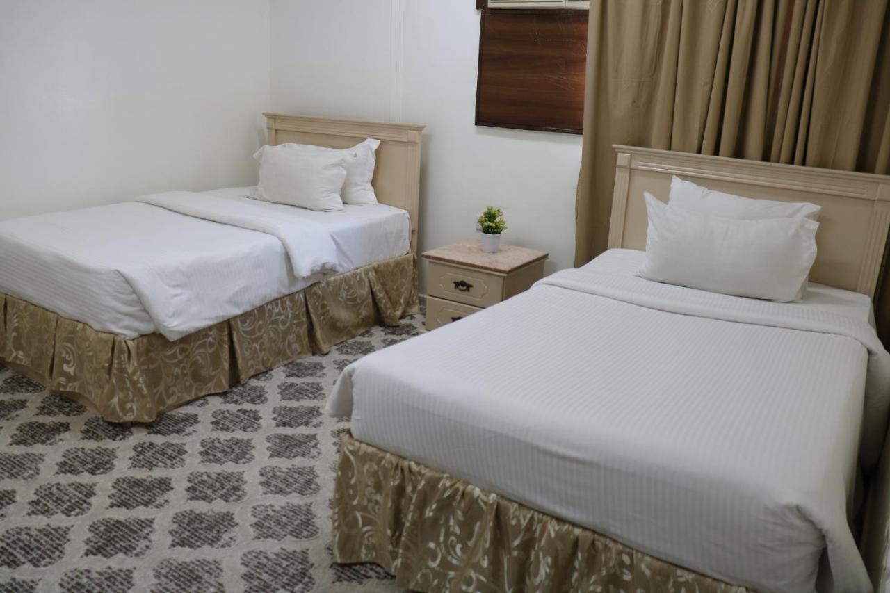 Al Farhan Hotel Suites Ar Riyad Esterno foto