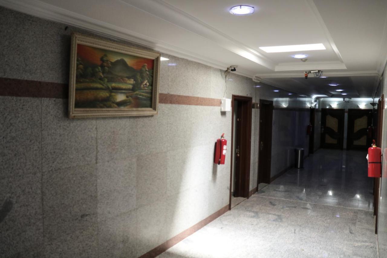 Al Farhan Hotel Suites Ar Riyad Esterno foto