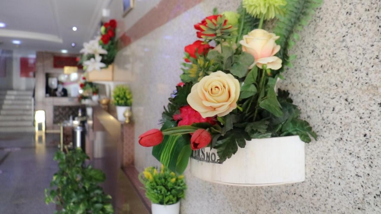 Al Farhan Hotel Suites Ar Riyad Esterno foto