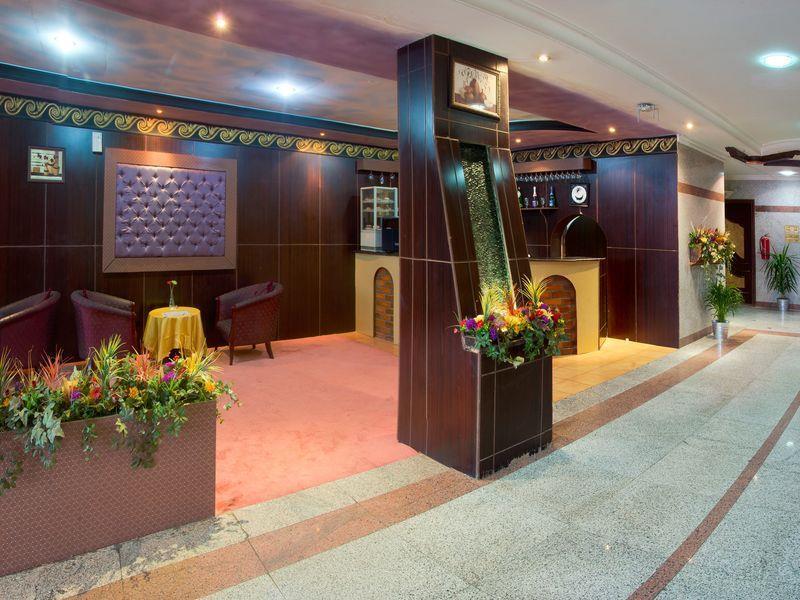 Al Farhan Hotel Suites Ar Riyad Esterno foto